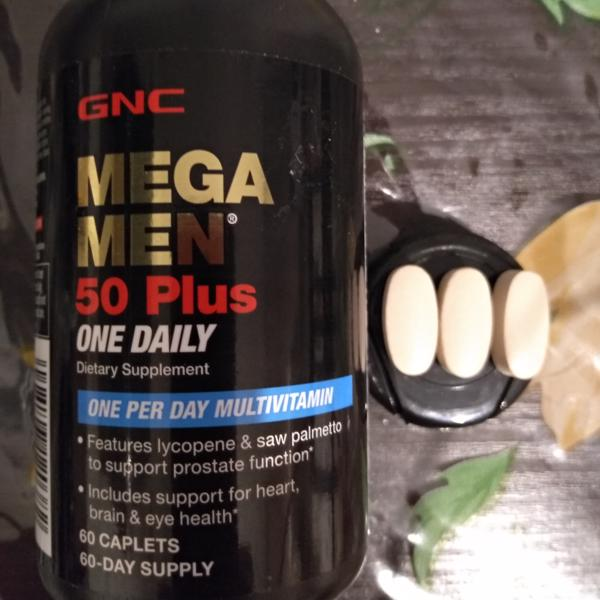 GNC MEGA Men 50 Plus One Daily Multivitamin, 60 caps